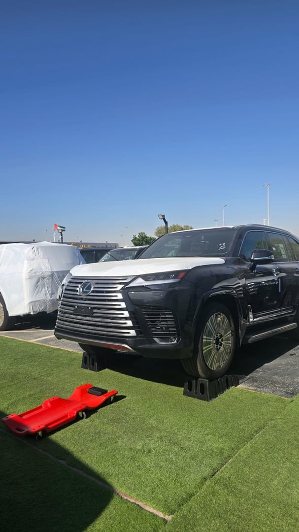 2026 Lexus LX 700 h Wagon Black - AutoFay Inspected
