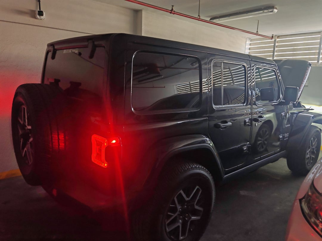 2024 Jeep Wrangler Wagon Black - AutoFay Inspected