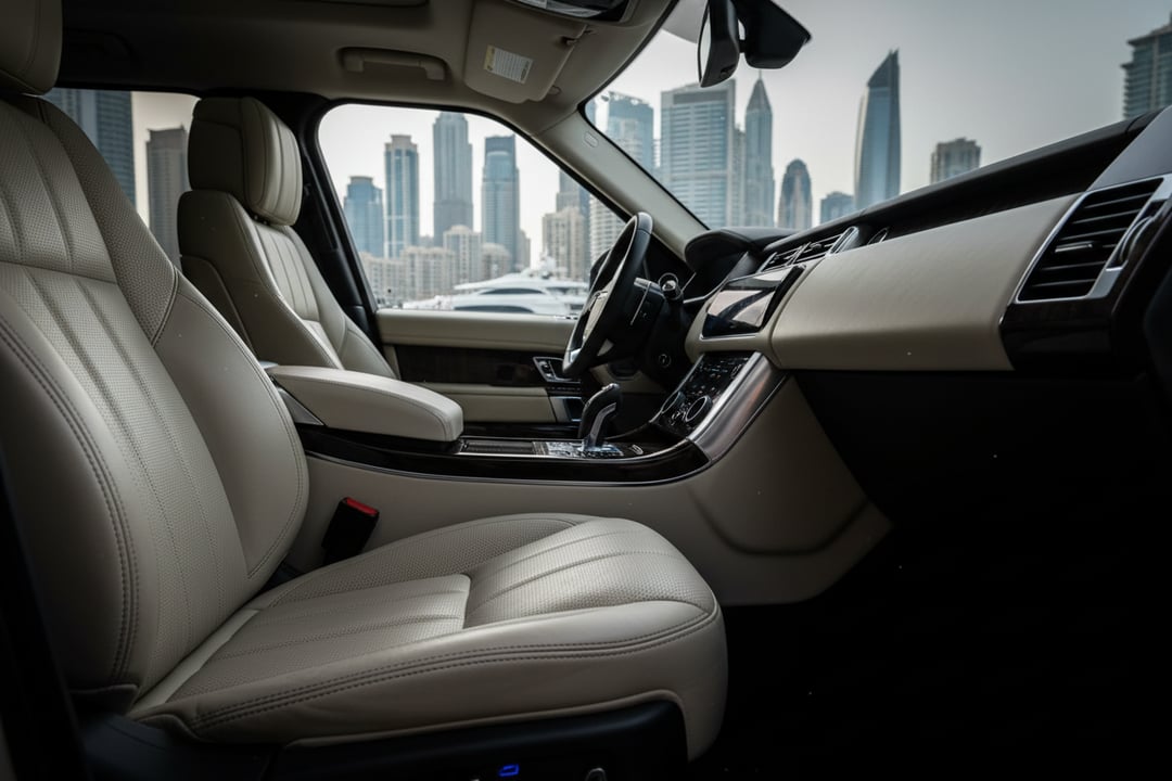 What AutoFay Inspectors Check in Power Features (Windows, Seats, Keys)